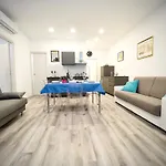 Sottoripa - Fronte Acquario - Genovabb It Apartamento *