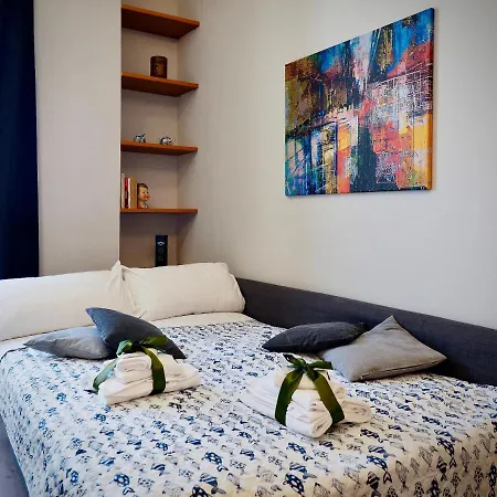 Dimora Sottoripa 87b Di Fronte All'acquario - Genovabnb It Apartament