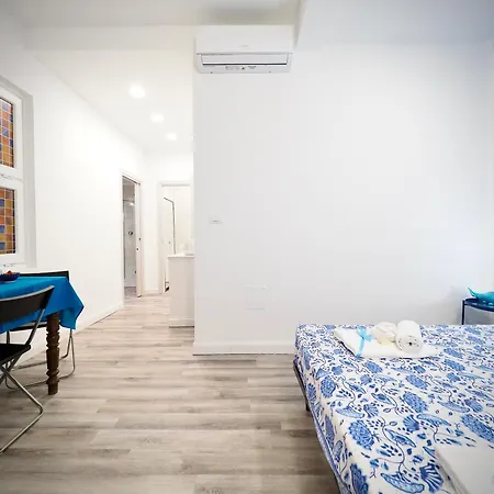 Apartment Sottoripa - Fronte Acquario - Genovabb It Genoa